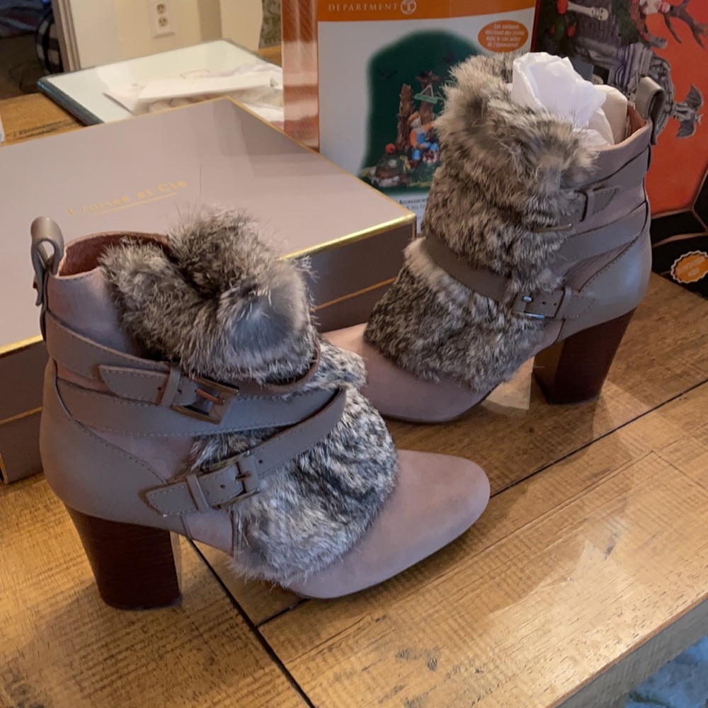 NWT Louise et Cie Booties - Picture 1 of 7
